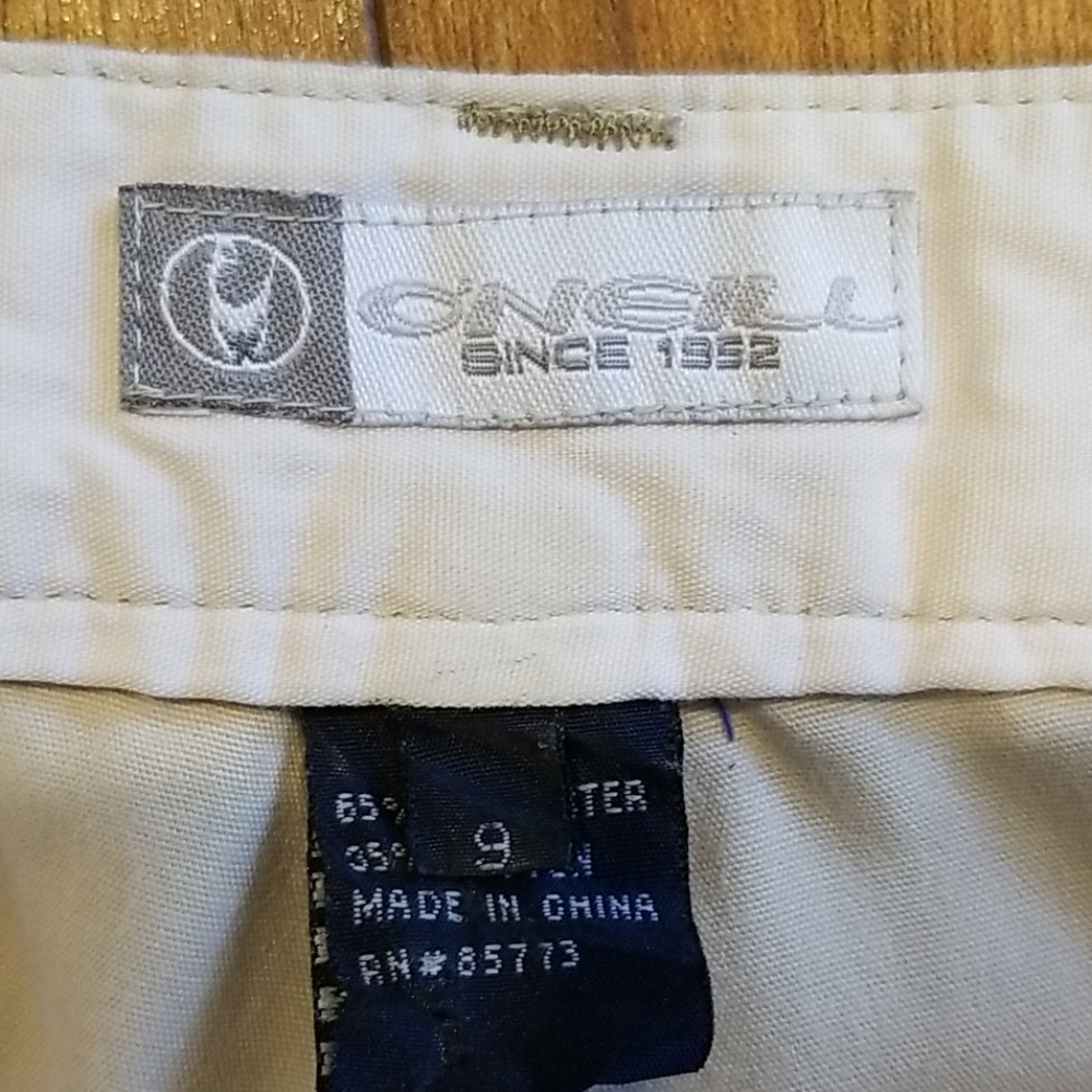 Shorts - Picture 2 of 3